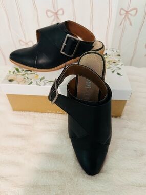 MI.IM Fran Buckle shoe
